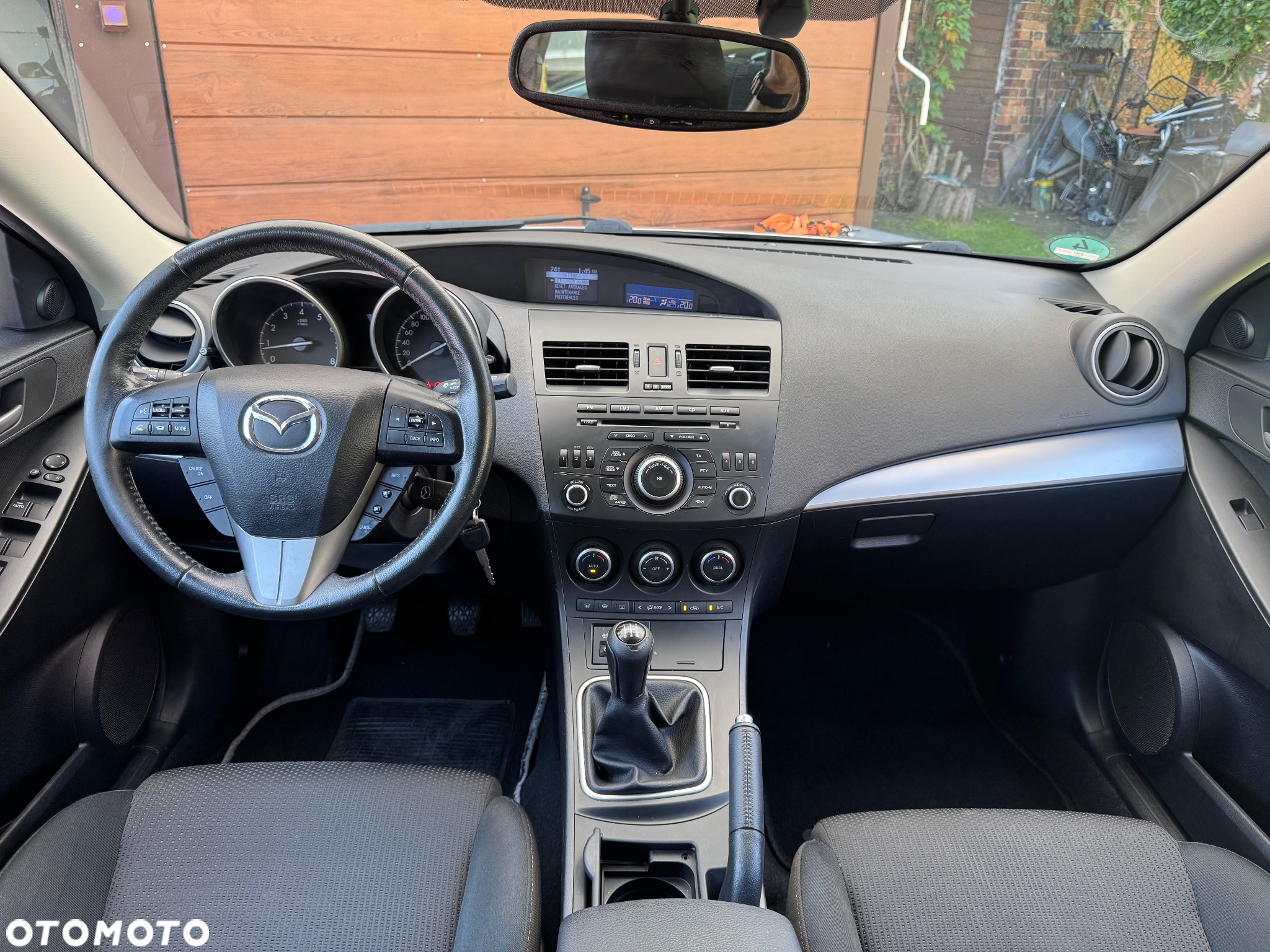Mazda 3 1.6 Exclusive + - 20