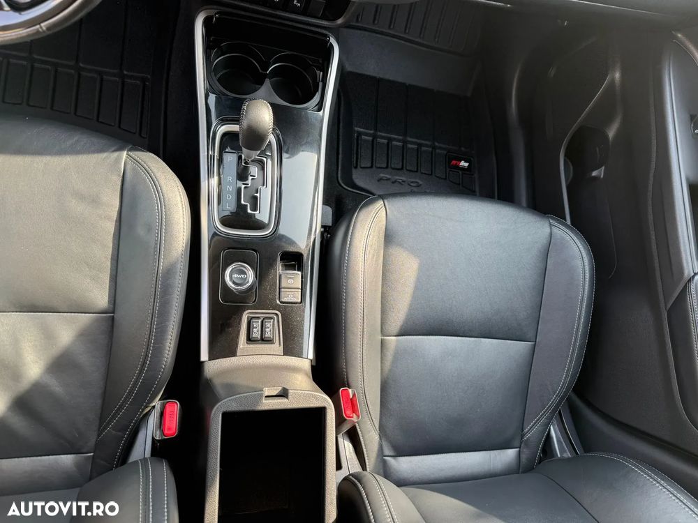 Mitsubishi Outlander 2.0L AS&G CVT Instyle - 22