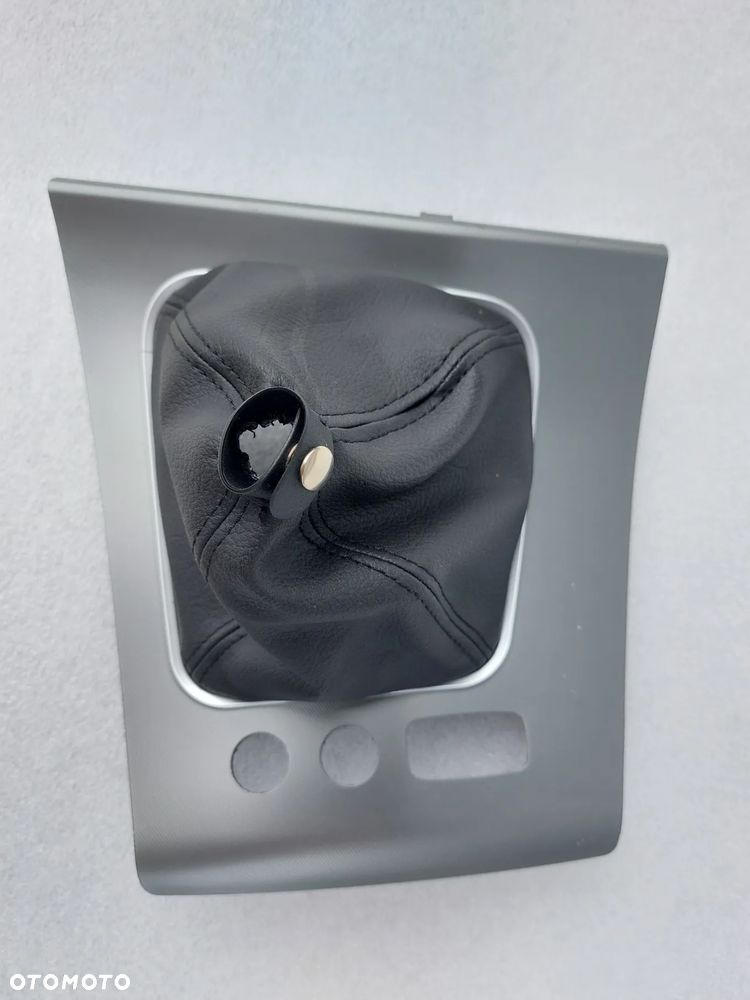 Ramka aluminiowa mieszek Alfa Romeo 159 - 1