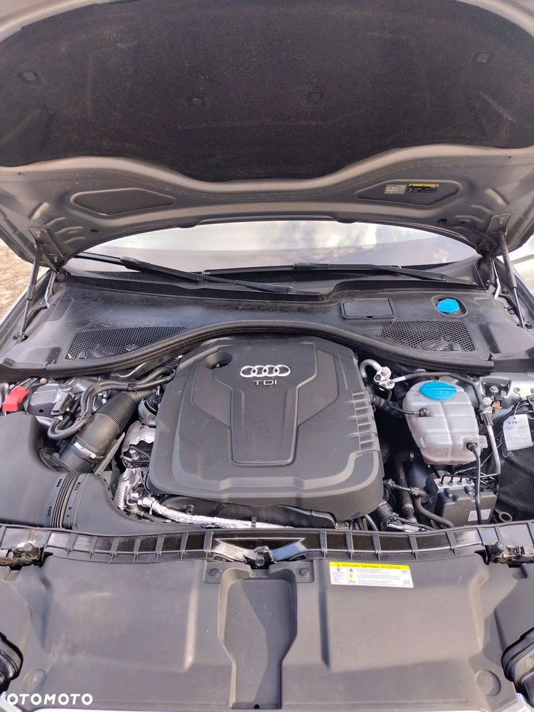 Audi A6 Avant 2.0 TDI Ultra S tronic - 13