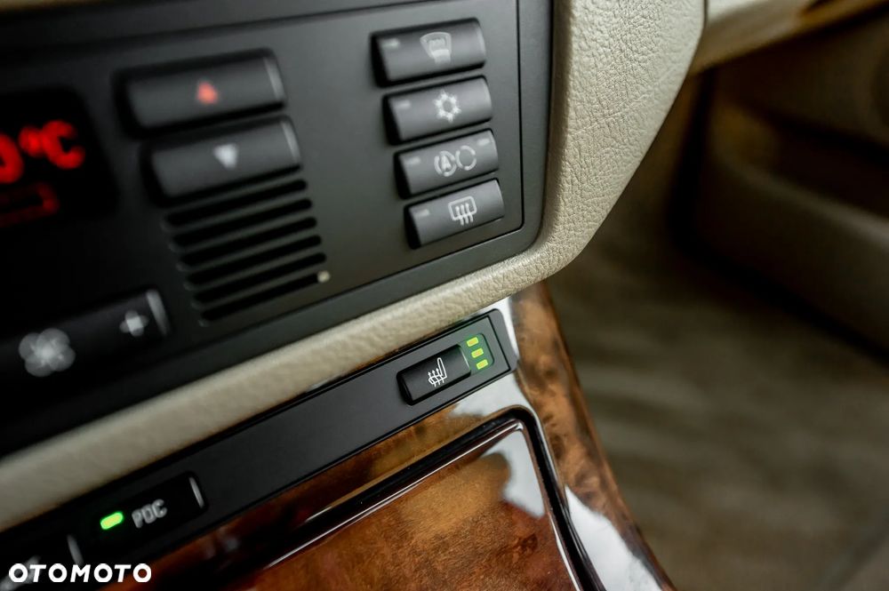 BMW X5 3.0 i Edition Exclusive - 28