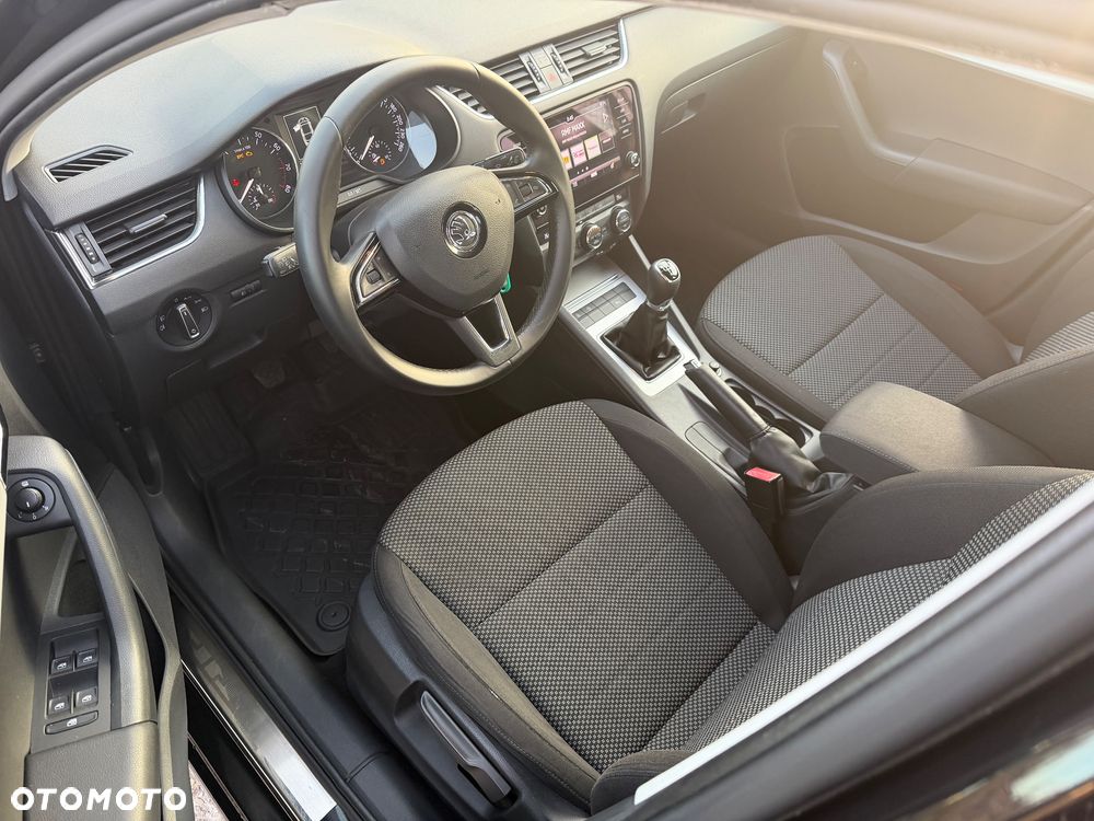 Skoda Octavia 1.4 TSI Ambition - 21