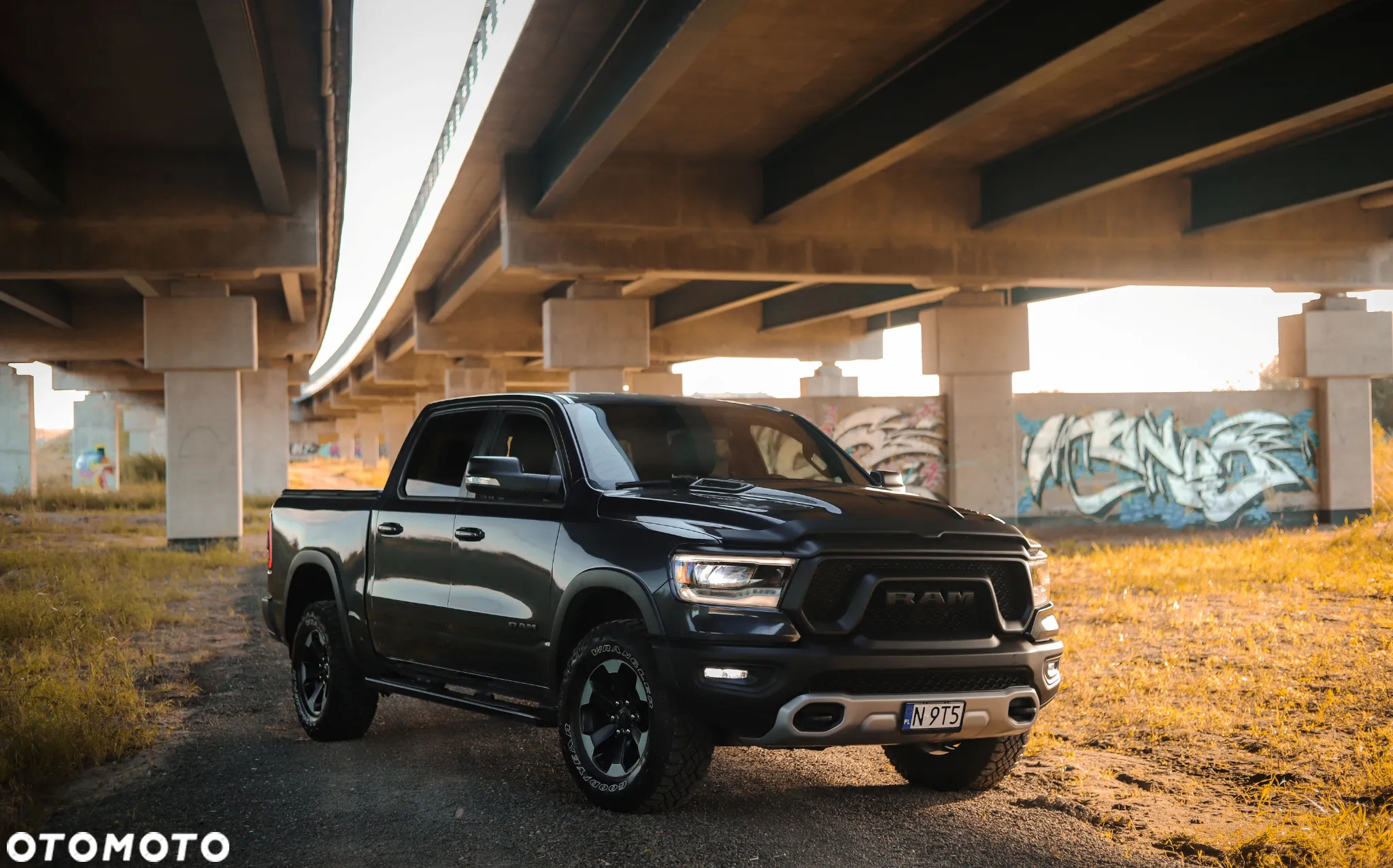 RAM 1500 5.7 Crew Cab Rebel - 3