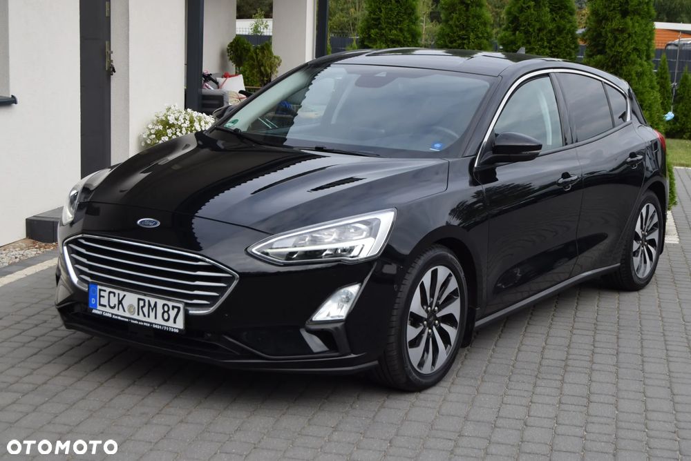Ford Focus 1.0 EcoBoost STart-Stopp-System TITANIUM - 2
