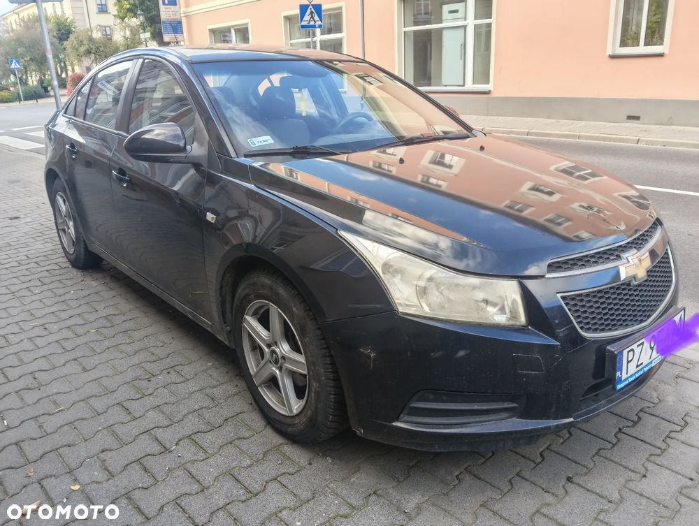 Chevrolet Cruze 2011 photo 2