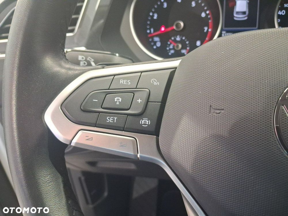 Volkswagen Tiguan - 18