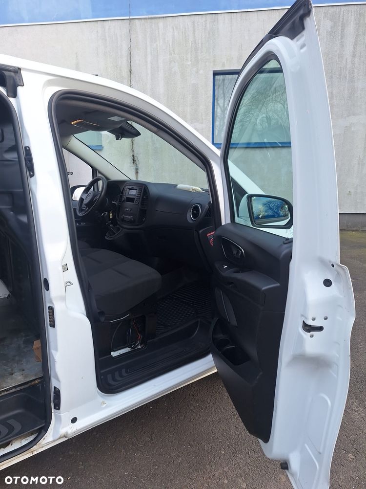 Mercedes-Benz Vito Mixto 447.703 - 7
