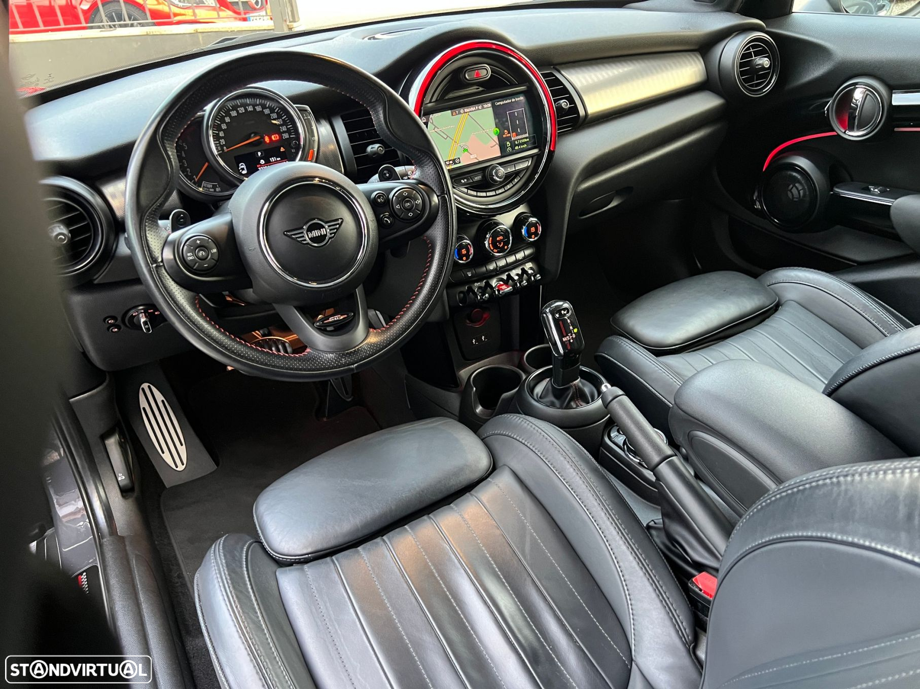 MINI 5 Portas Cooper SD Auto - 21
