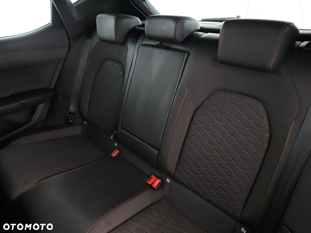 Seat Leon 1.5 eTSI ACT OPF DSG FR - 18