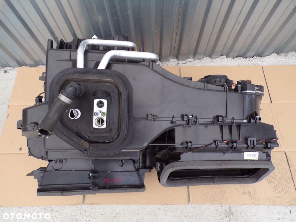 NAGRZEWNICA VOLVO XC40 II - 1