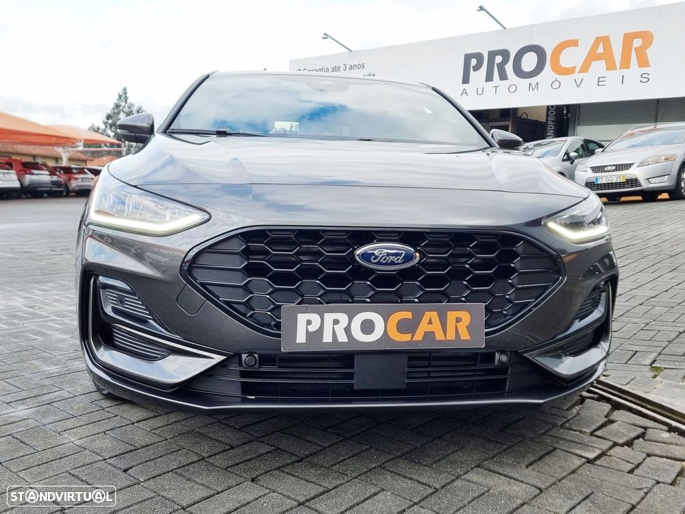 Ford Focus 1.0 EcoBoost MHEV ST-Line - 31