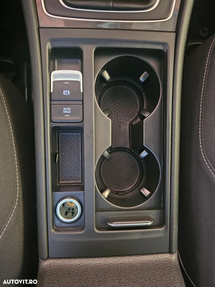 Volkswagen Golf 1.0 TSI Trendline - 17