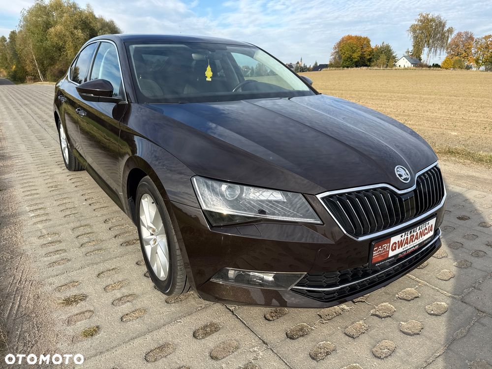 Skoda Superb 2017 photo 5