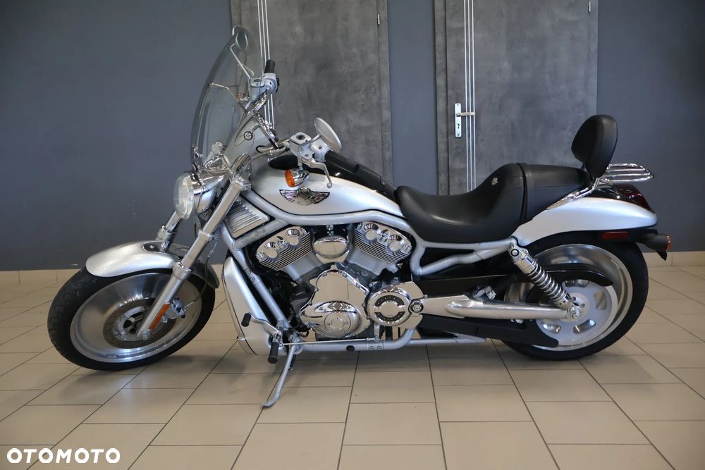 Harley-Davidson V-Rod Night Rod - 2