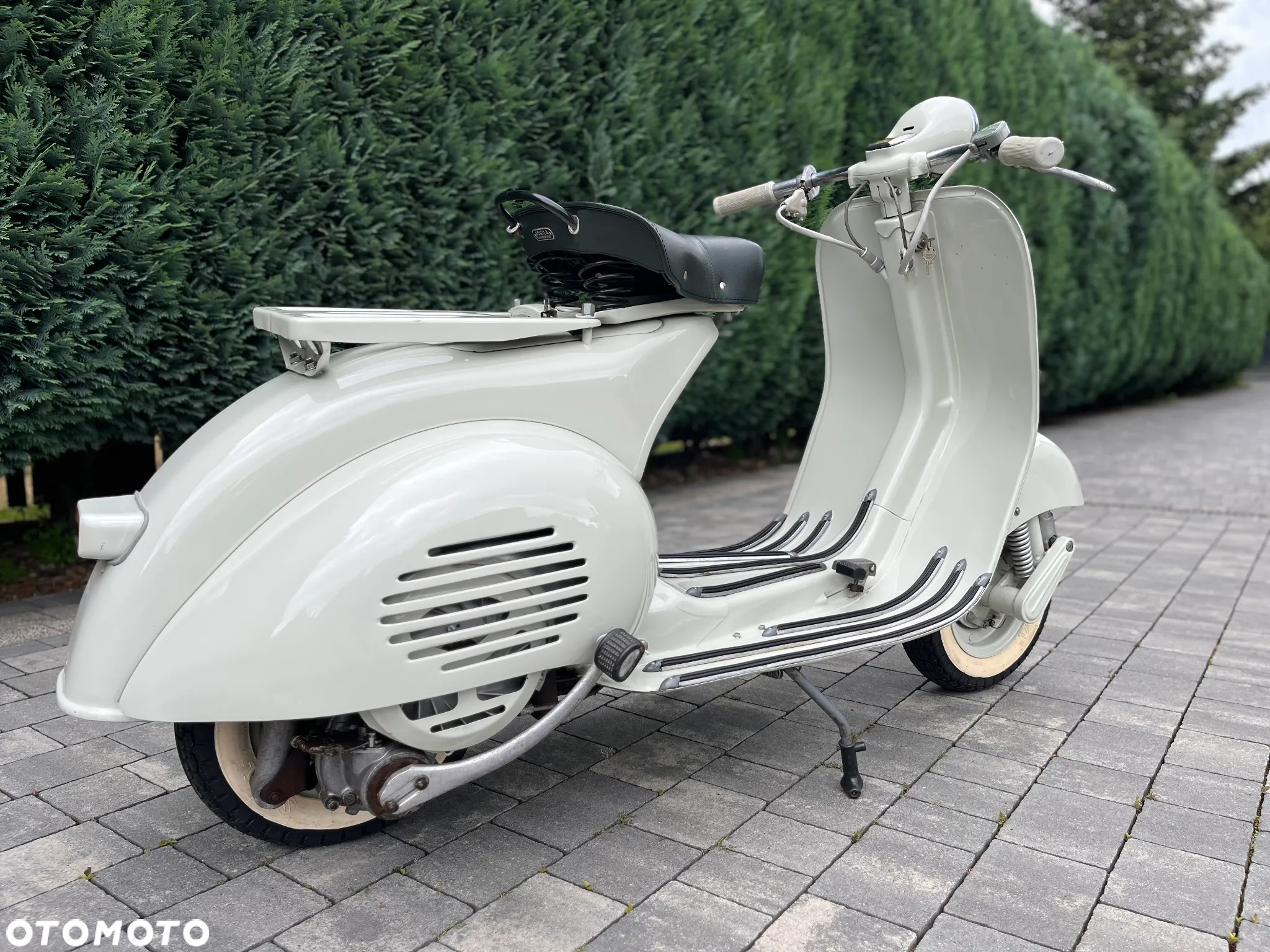 Vespa V - 8