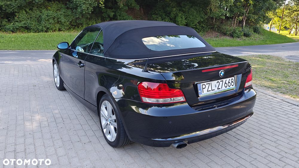 BMW Seria 1 120i - 14