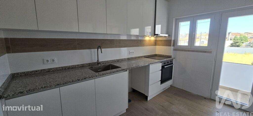 Apartamento T2 em Bombarral e Vale Covo de 90 m2 - Grande imagem: 4/19