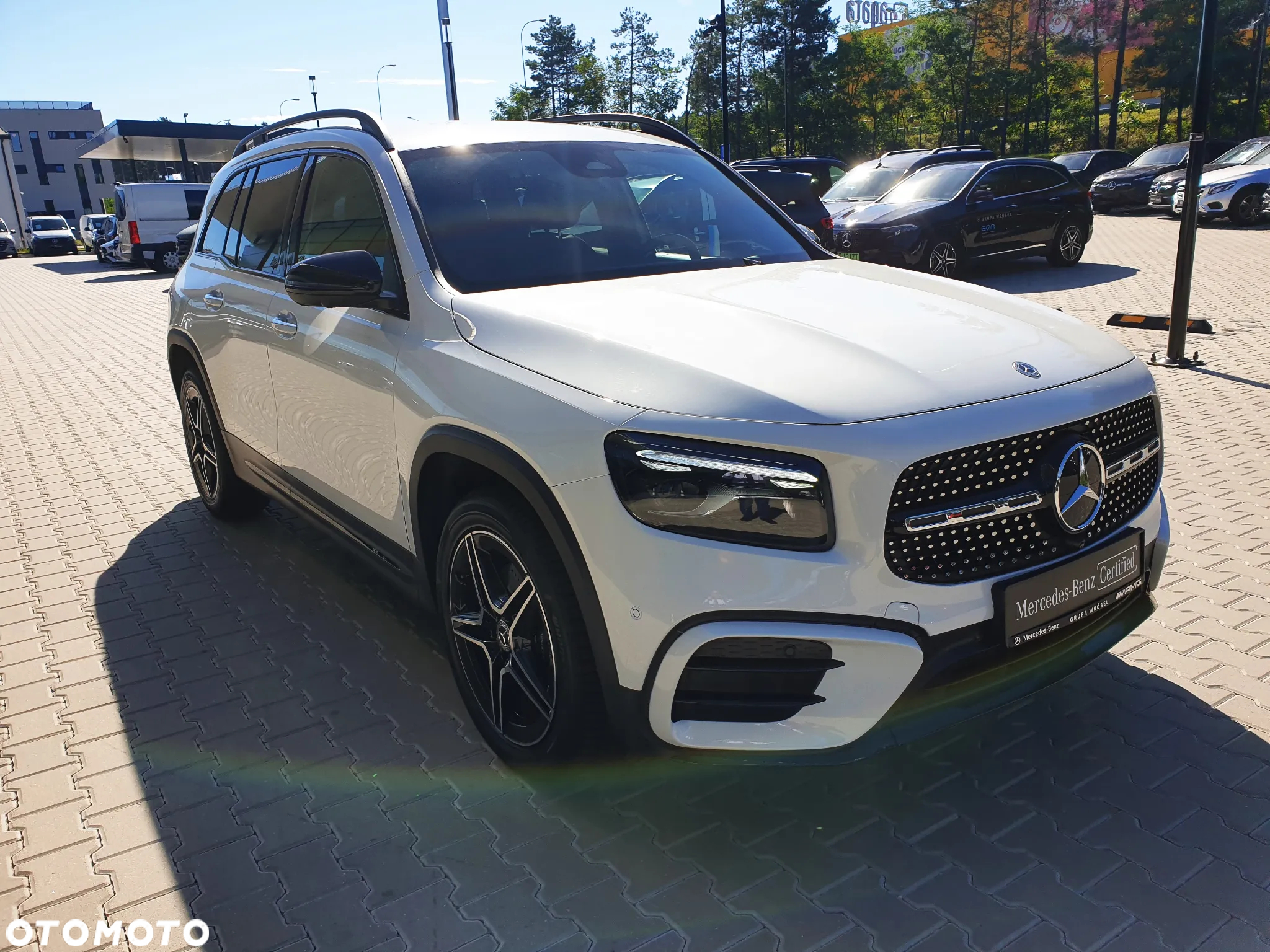 Mercedes-Benz GLB 200 d 4-Matic AMG Line 8G-DCT - 3