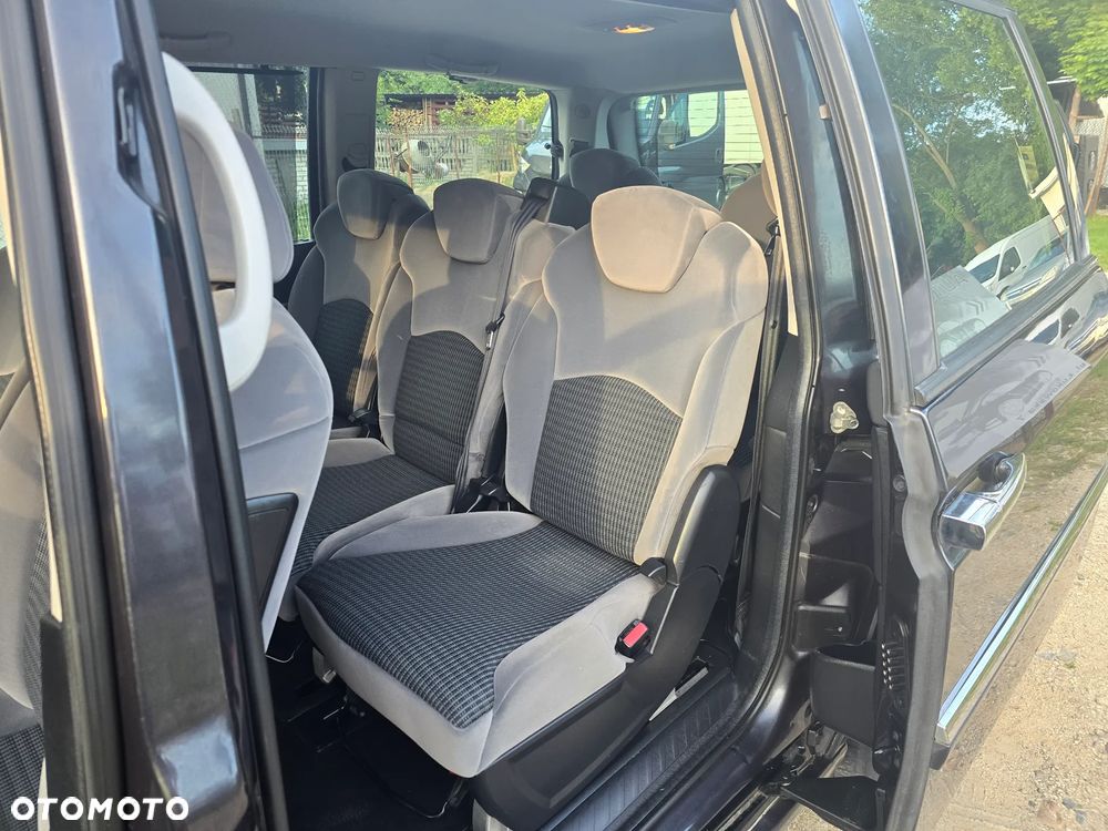 Citroën C8 2.0 HDi Attraction - 13