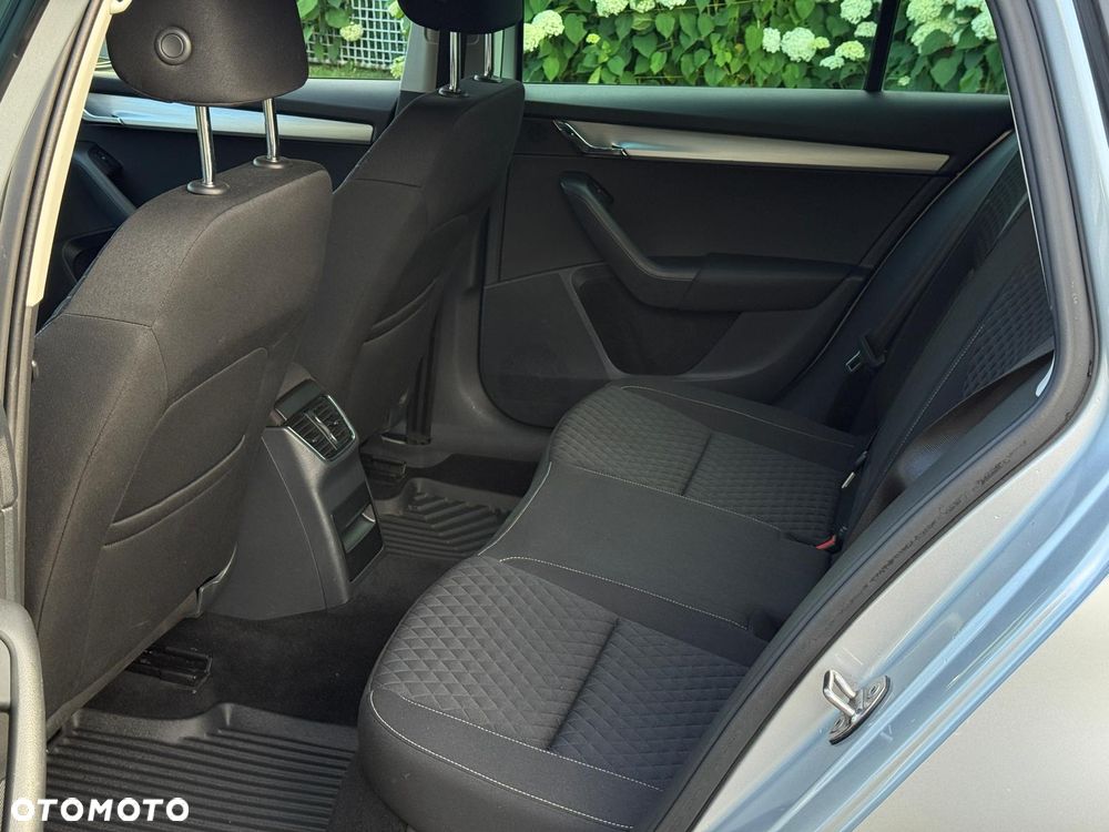 Skoda Octavia 1.6 TDI Drive - 17