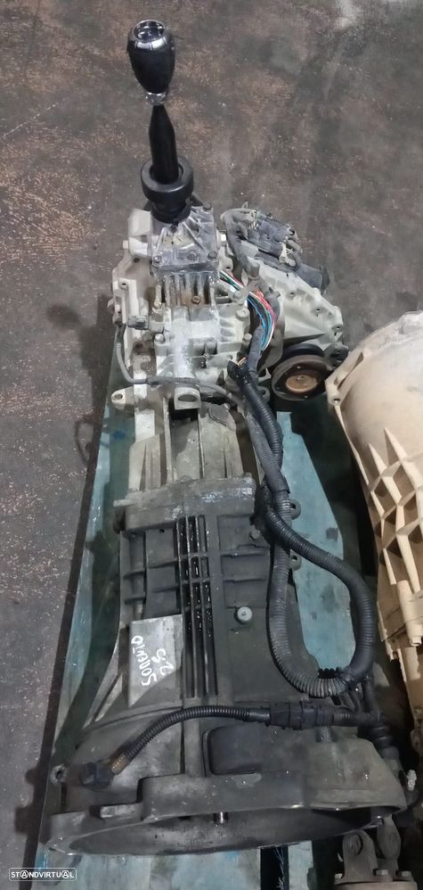 Caixa de Velocidades e Caixa Transferências Kia Sorento 2.5CRDi - 1