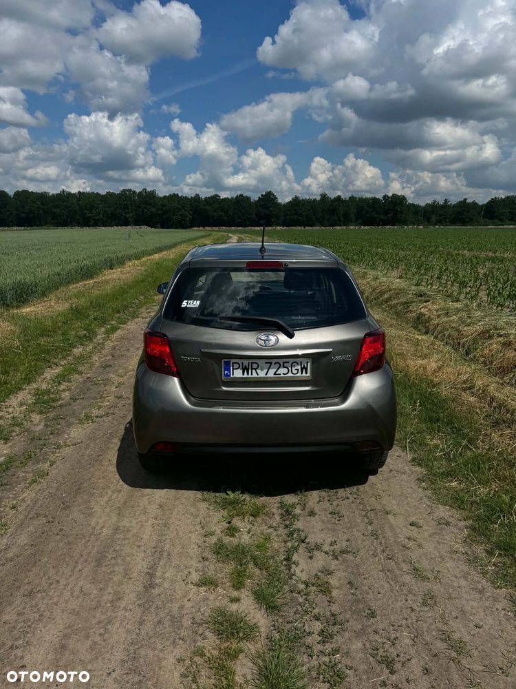 Toyota Yaris 1.33 Active EU6 - 3