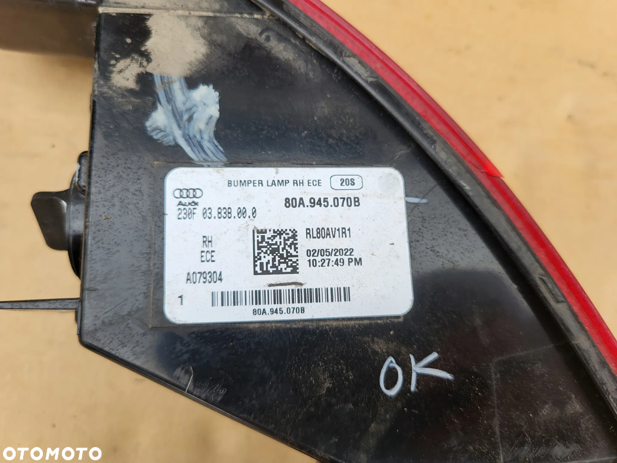 LAMPA TYL W ZDERZAK AUDI Q5 II 80A945070B 80A945069B - 40