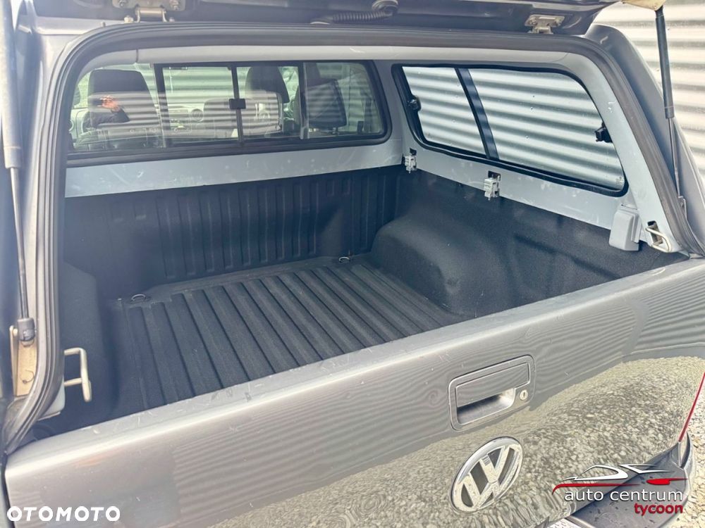Volkswagen Amarok - 8