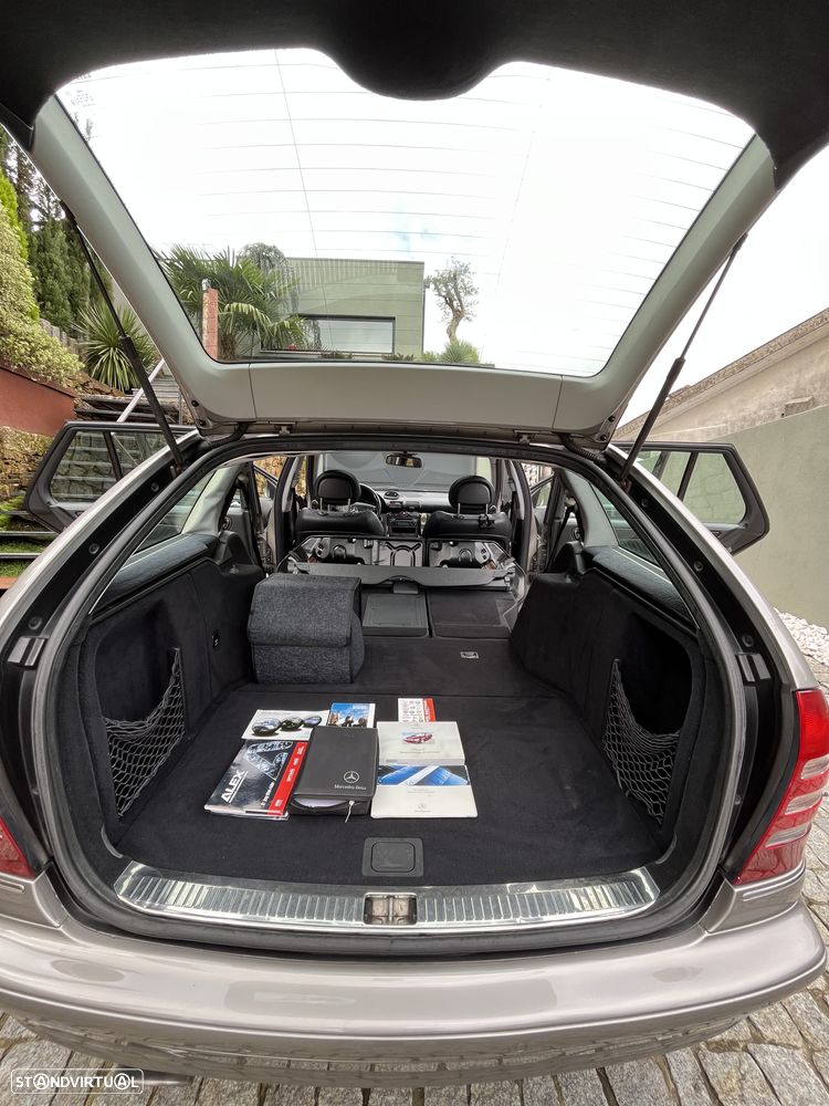 Mercedes-Benz C 200 K Elegance Aut. - 29