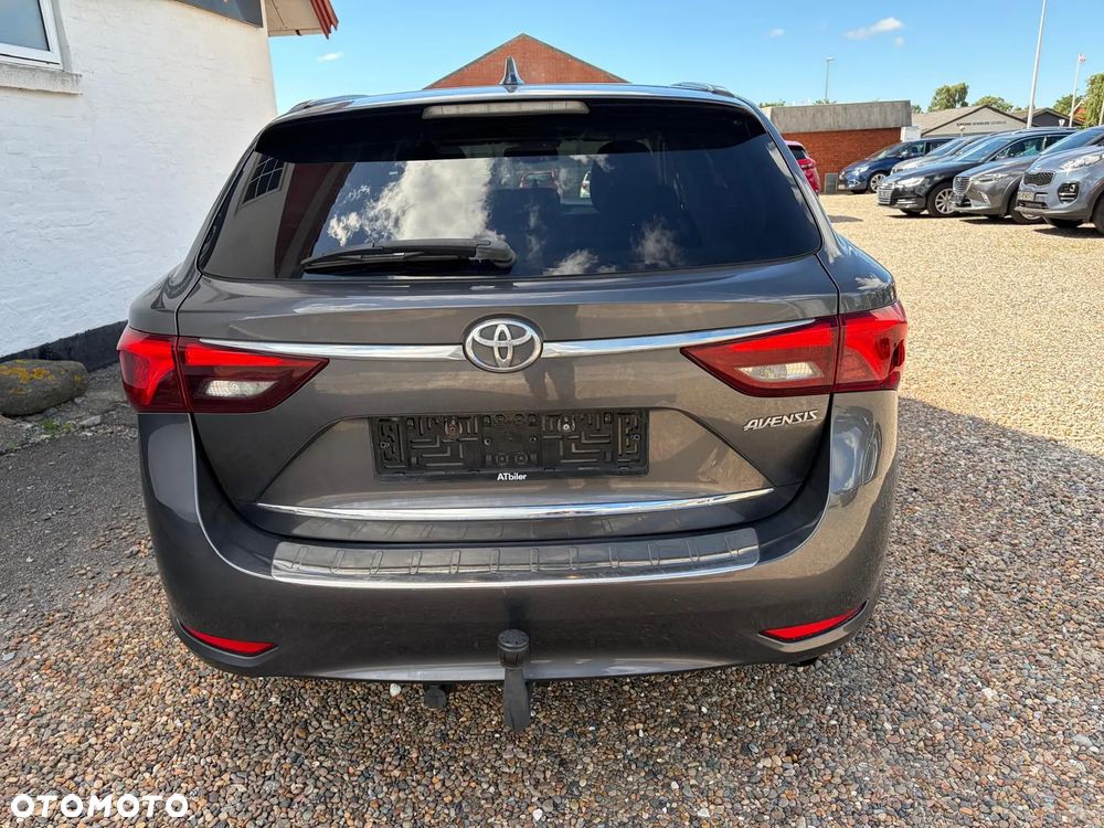 Toyota Avensis Touring Sports 1.8 Multidrive S Executive - 7