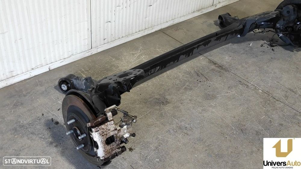 CHARRIOT TRASEIRO TOYOTA YARIS ACTIVE - 3