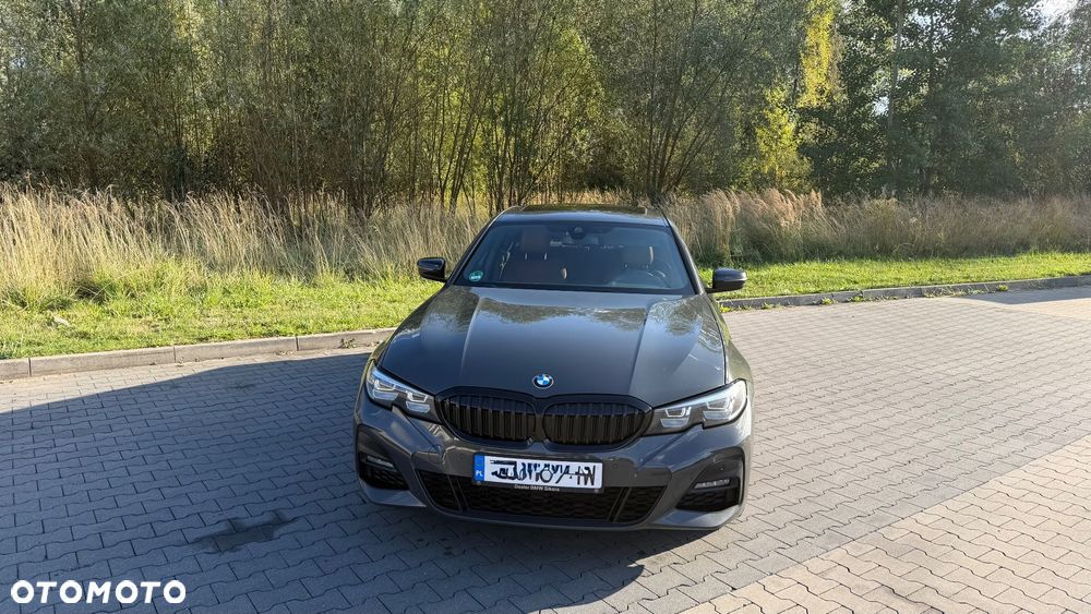 BMW Seria 3 330i xDrive M Sport sport - 2