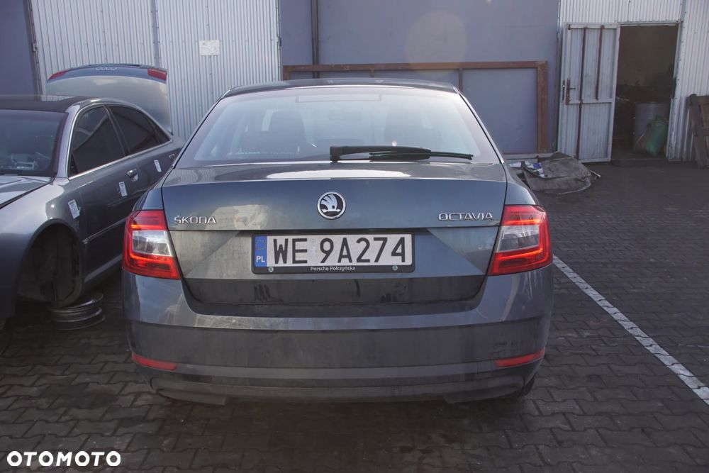 Auto na części - Skoda Octavia III Lift 1.6 TDI 115 KM DDYA SMT LF7Y 2017R Silnik Skrzynia Drzwi Maska Błotnik Klapa Zderzak Lusterko Lampa Szyba Klamka Deska Kokpit Sterownik Moduł Czujnik Licznik Wyświetlacz Panel Kierownica - 5
