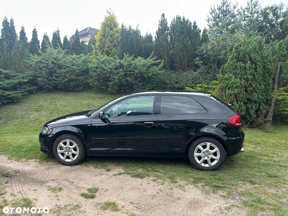 Audi A3 Sportback - 3