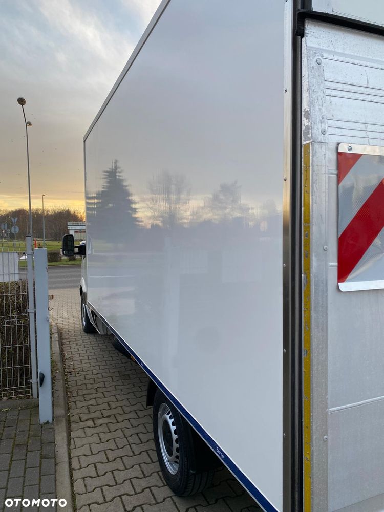 Volkswagen CRAFTER 2,0 TDI 163KM KONTENER 8EP WINDA ZEPRO NISKI PRZEBIEG - 21