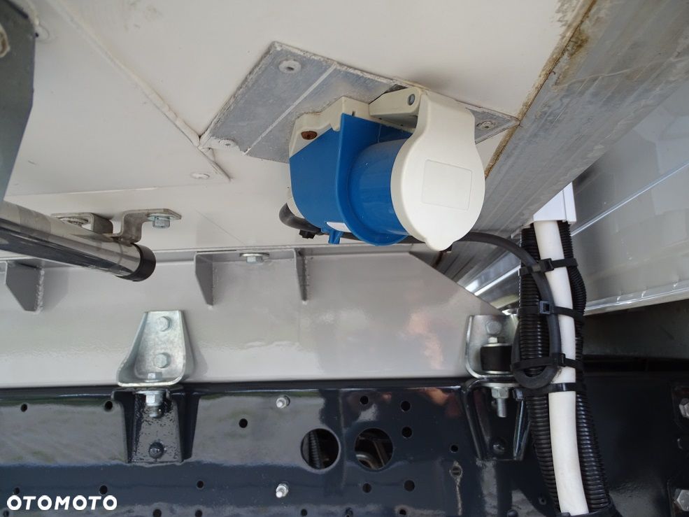 Iveco Daily 50C16 3.0 Chłodnia -32*C/+22*C 8 EuroPalet 4.20m. Zasilanie 230V JAK NOWY!! Salon PL!!1 WŁ! - 13