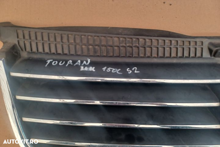 Grila radiator 3B0853651L Volkswagen VW Touran 1 [2003 - 2006] Miniva - 2