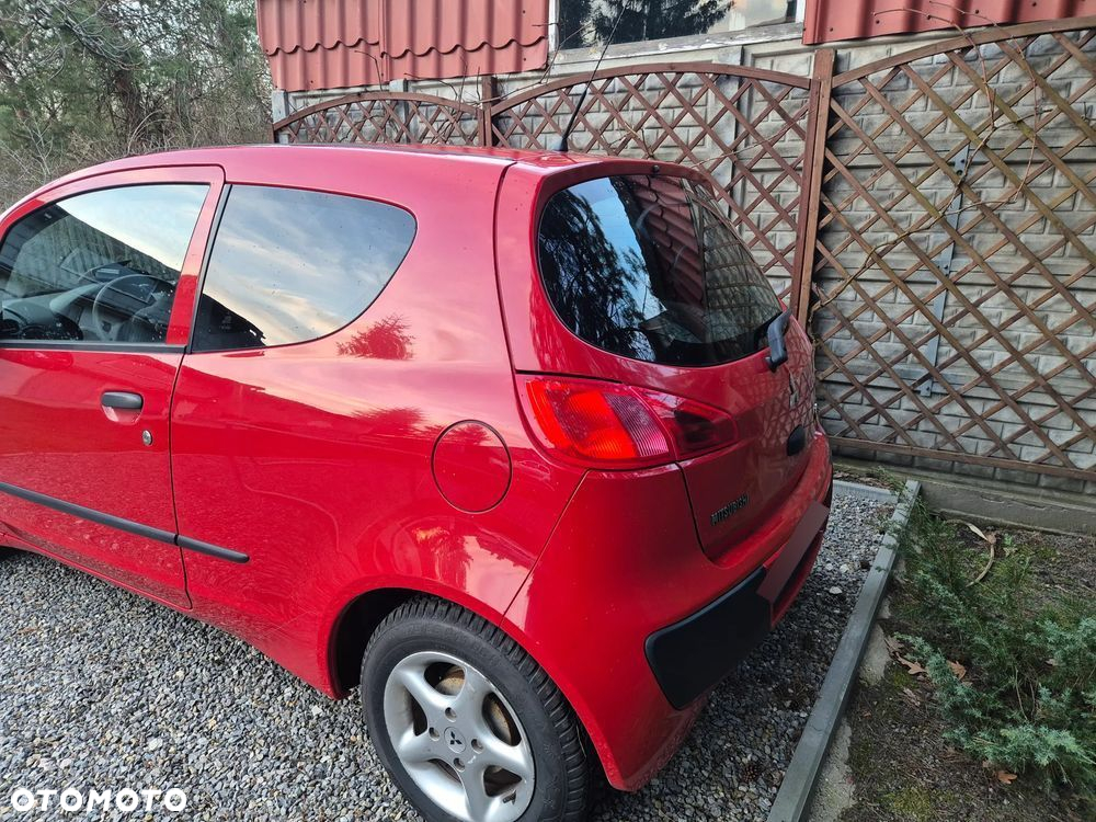 Mitsubishi Colt 1.1 - 8
