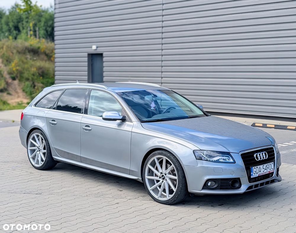 Audi A4 Avant 3.0 TDI DPF clean diesel quattro tiptron S line Sportpaket - 10