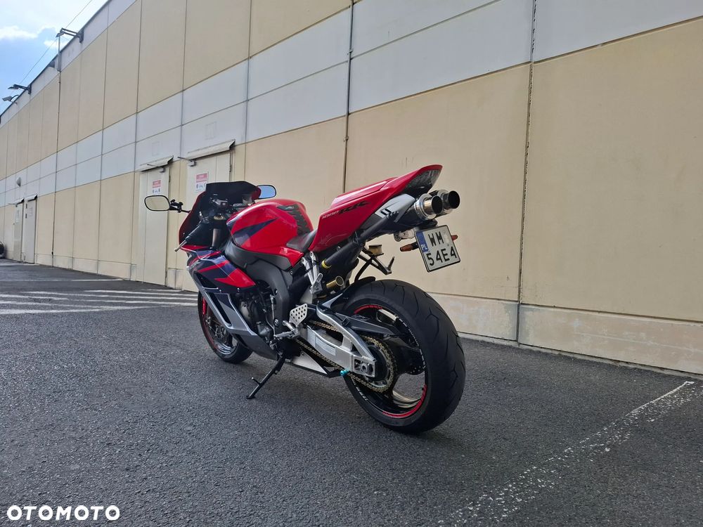 Honda CBR - 6