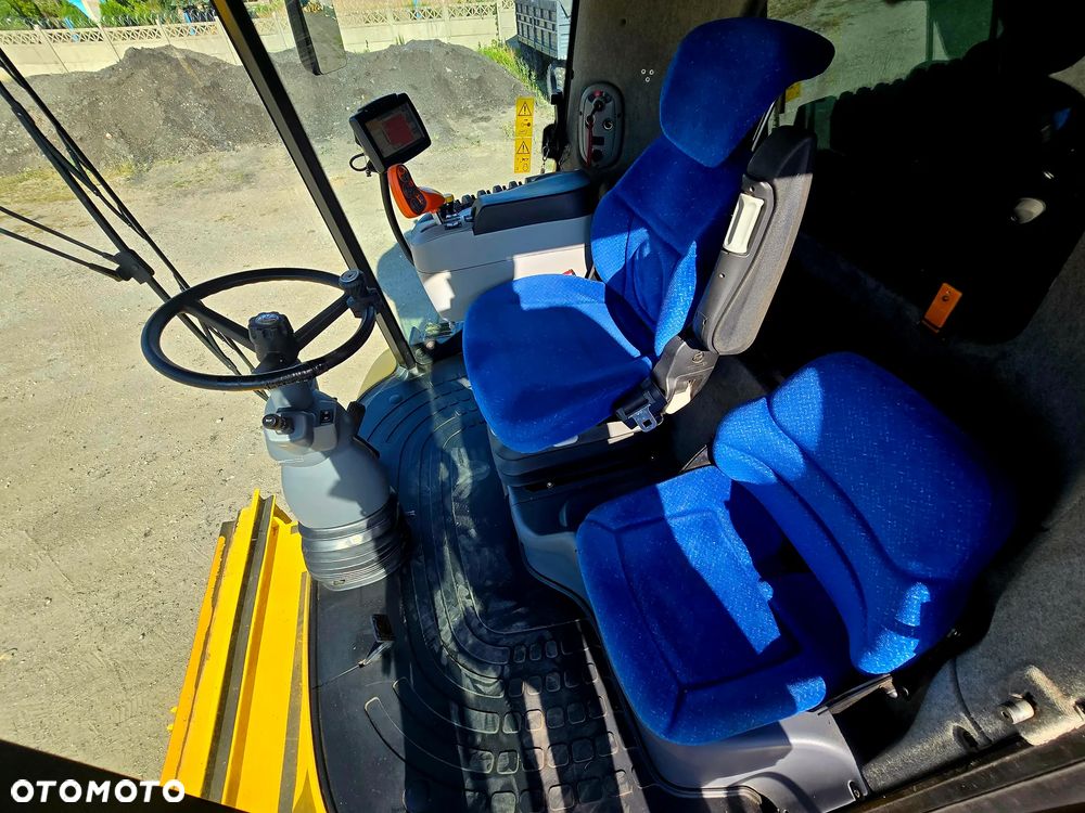 New Holland Cx8070 - 21