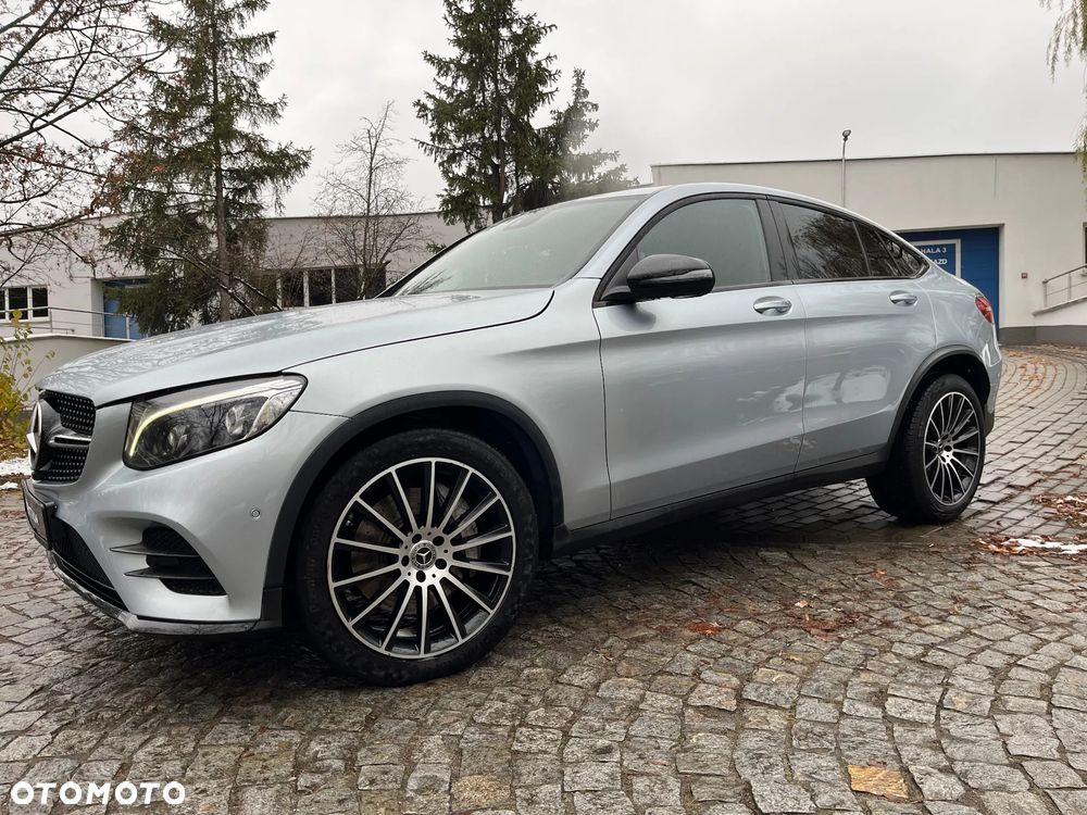 Mercedes-Benz GLC 250 4Matic 9G-TRONIC AMG Line - 3