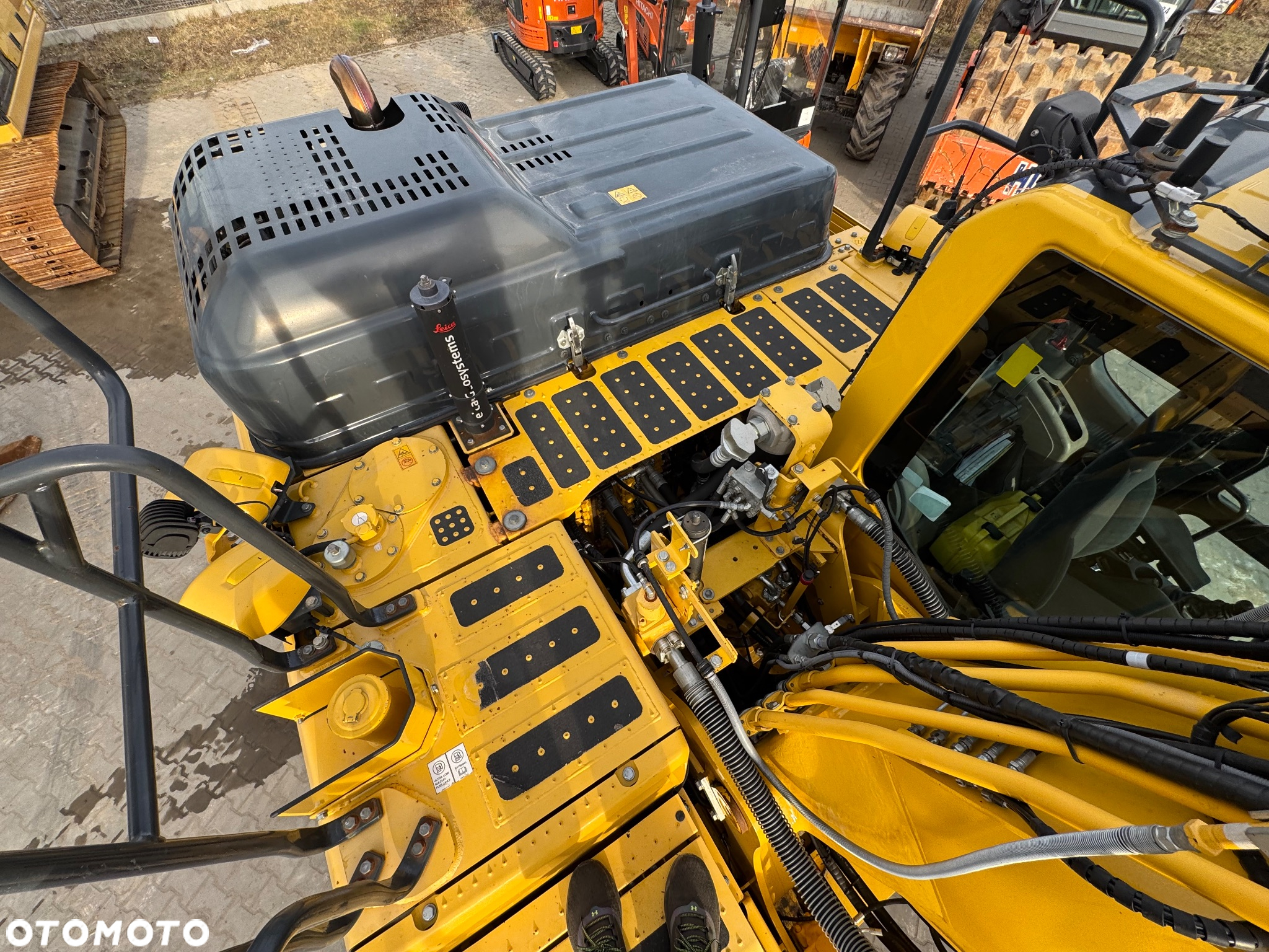 Komatsu PC210 LC-11 23 TONY - 23