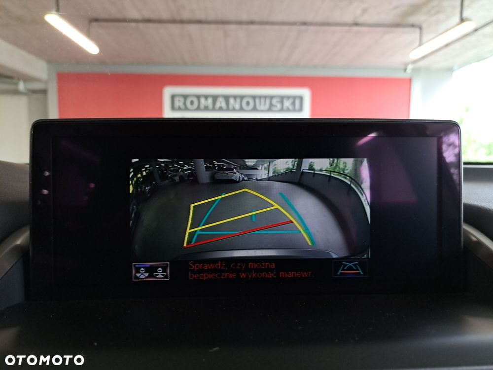 Lexus NX 300h Business Edition AWD - 27