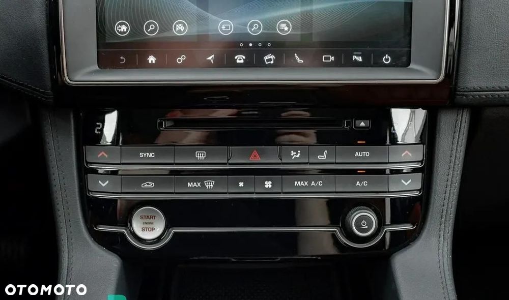 Jaguar F-Pace 2.0 i4P AWD 300 Sport - 21