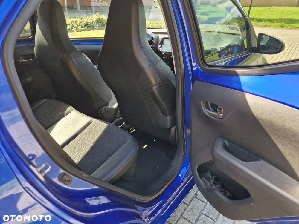 Toyota Aygo - 16