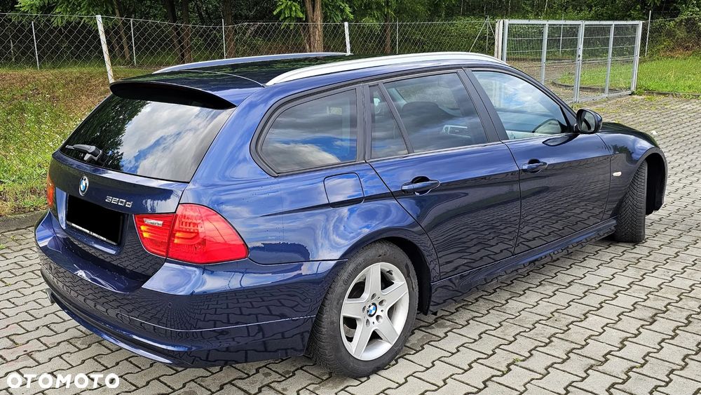 BMW Seria 3 320d Luxury Line - 8