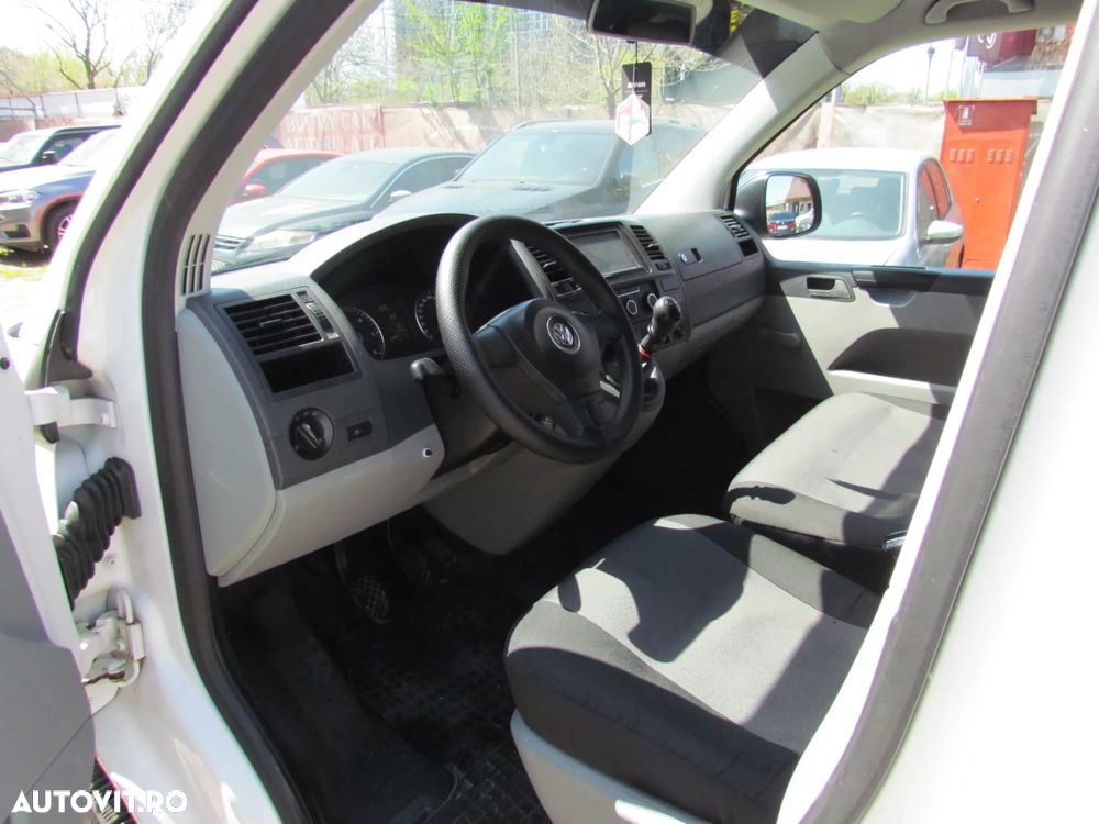 Volkswagen Transporter - 5