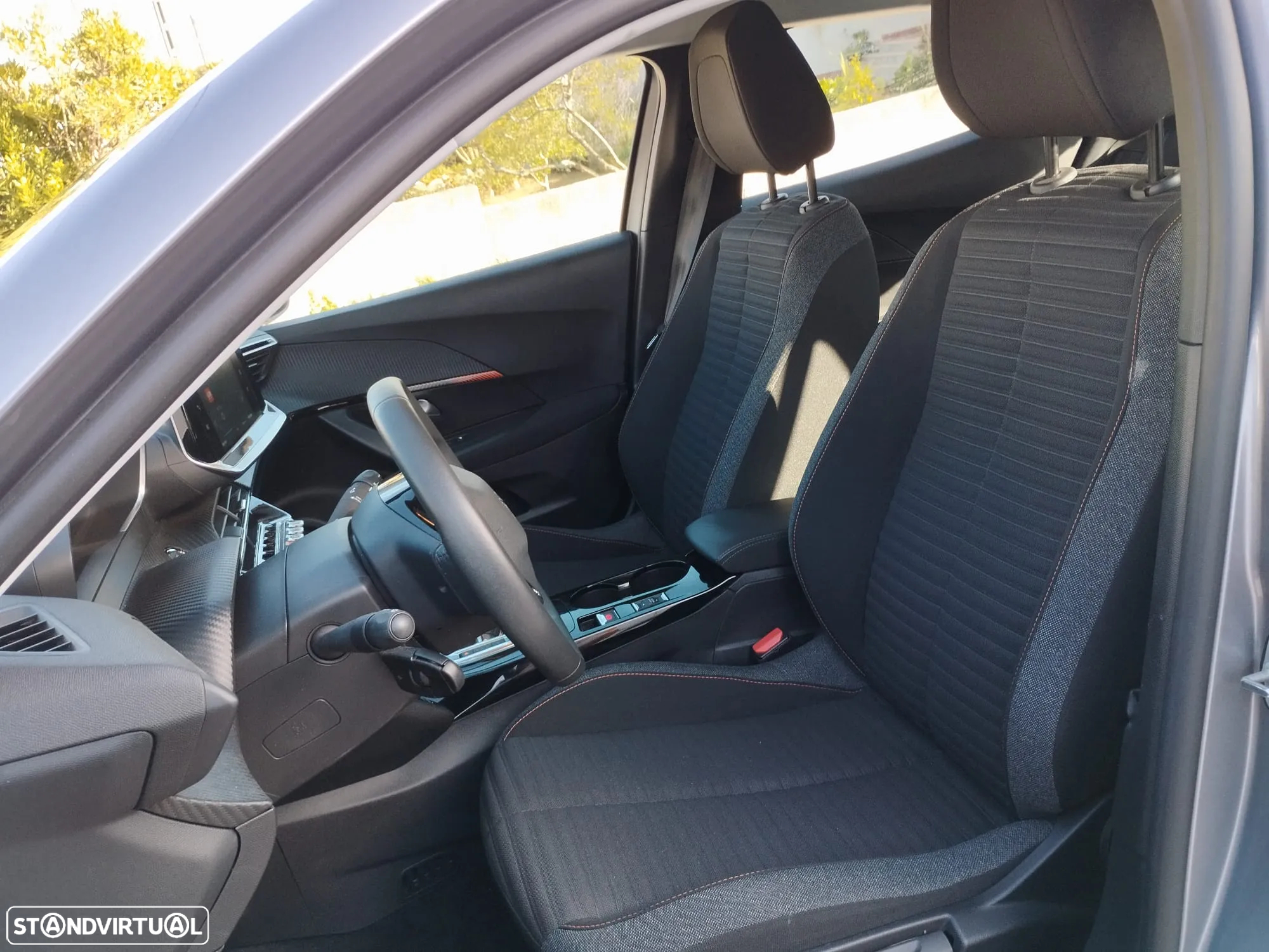 Peugeot e-2008 50 kWh Active Pack - 5