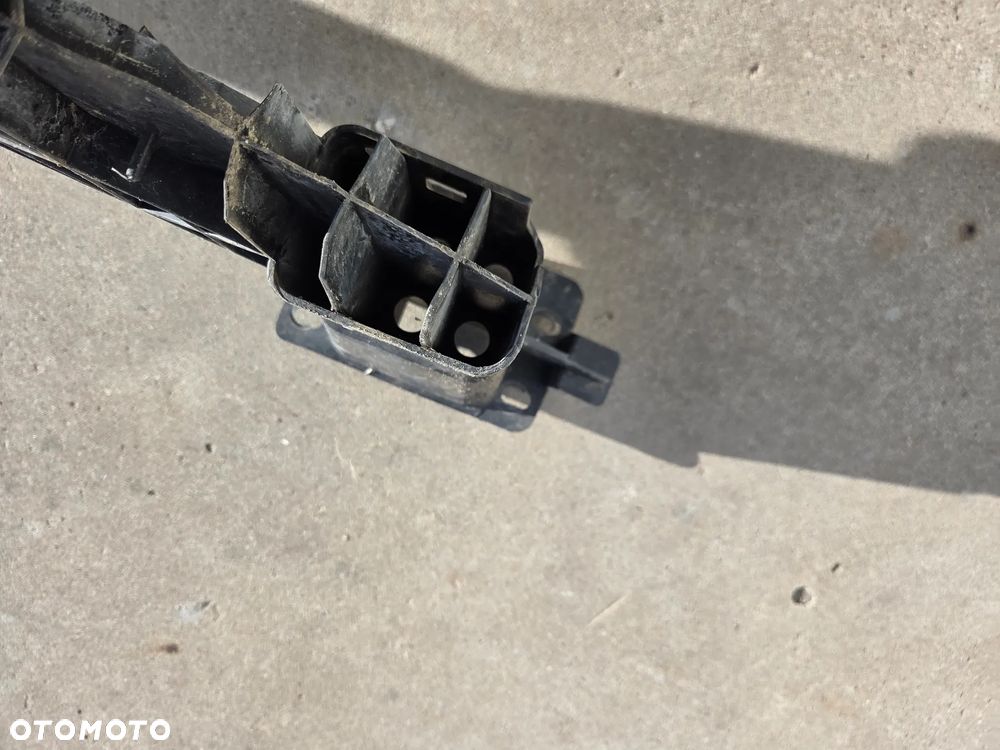 Belka plastikowa dolna wzmocnienie zderzaka przód Citroen C4 II B7 - 5